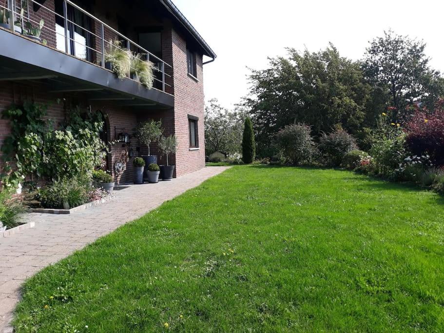 Studio Au jardin fleuri Verviers Extérieur photo